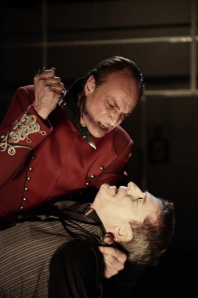 K. Dobrý (Othello) a D. Prachař (Jago) (Foto: Martin Kámen)