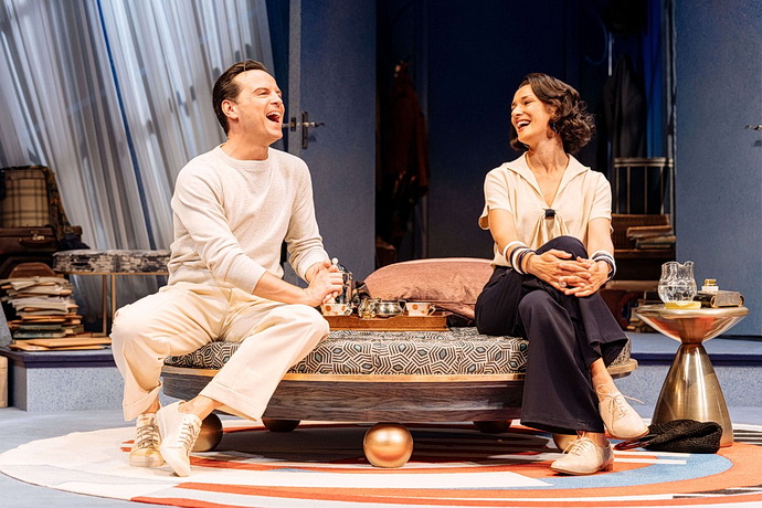 Andrew Scott a Indira Varma (Foto: Manuel Harlan)