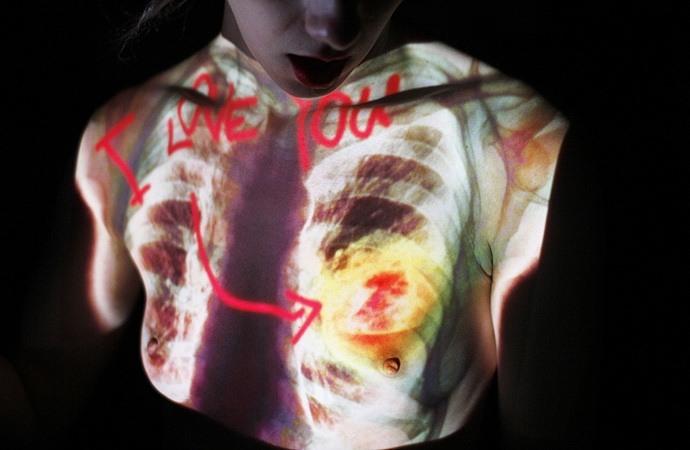 Tumor: karcinogenní romance