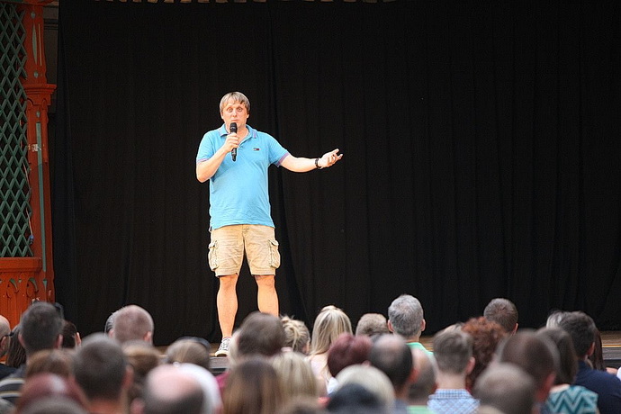 Lukáš Pavlásek (Zdroj: Komedy fest)