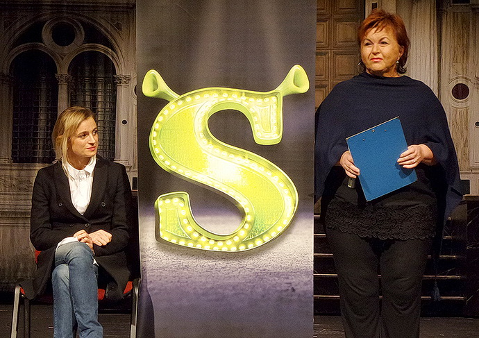 I.Jirešová a H.Křížková v divadle Hybernia (Foto: R. Janda)