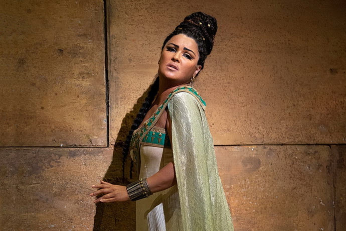 Anna Netrebko (Aida)