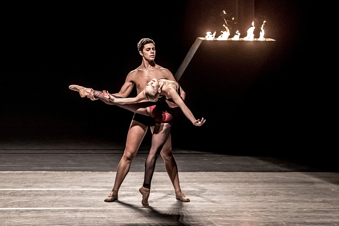 Danilo LoMonaco a Kristina Kornová (Bella Figura)